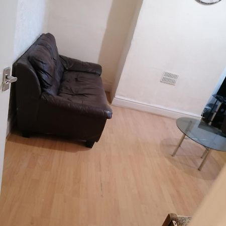 Hygis Home Of Relaxations Stoke-on-Trent Bagian luar foto