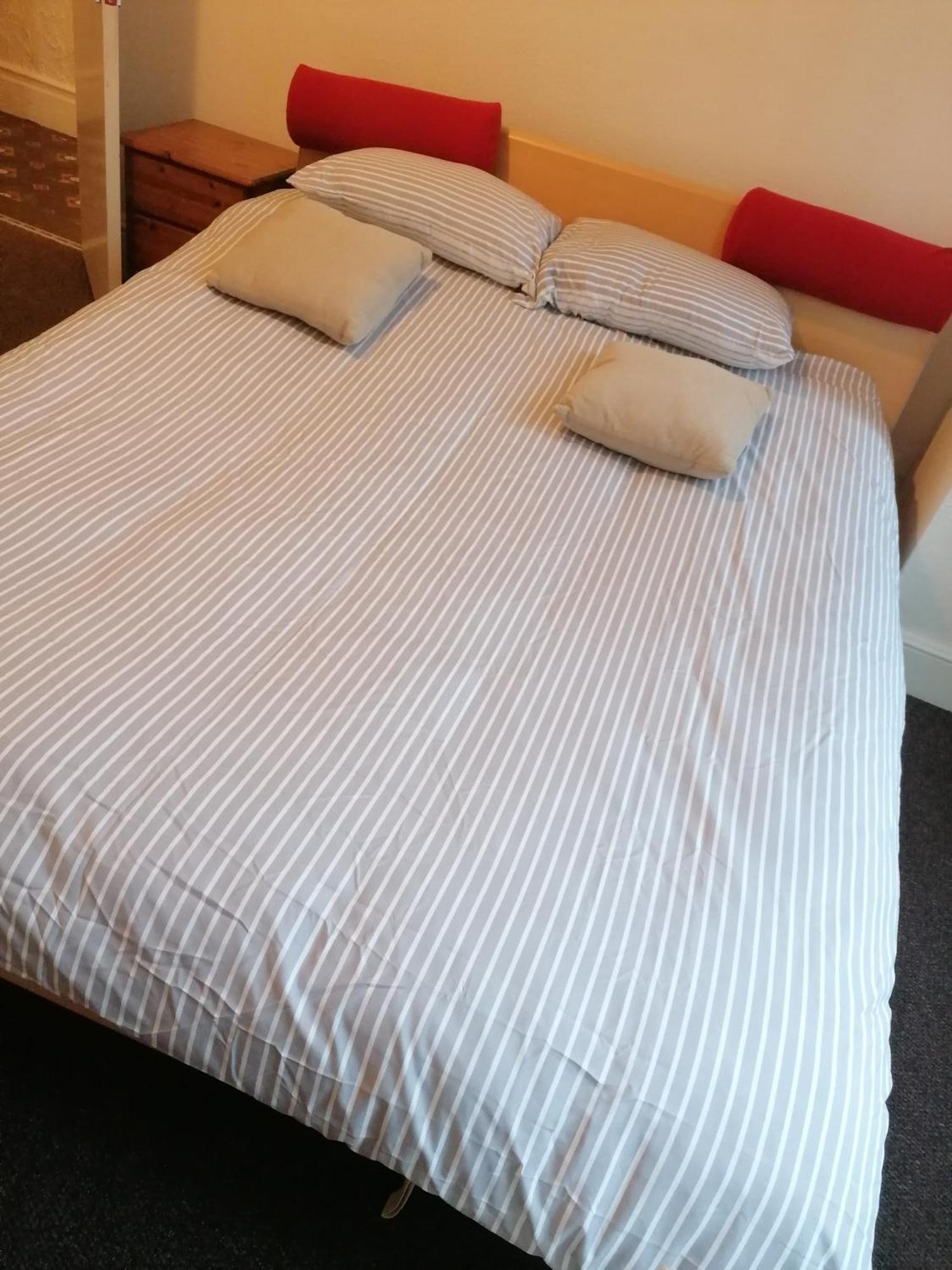 Hygis Home Of Relaxations Stoke-on-Trent Bagian luar foto